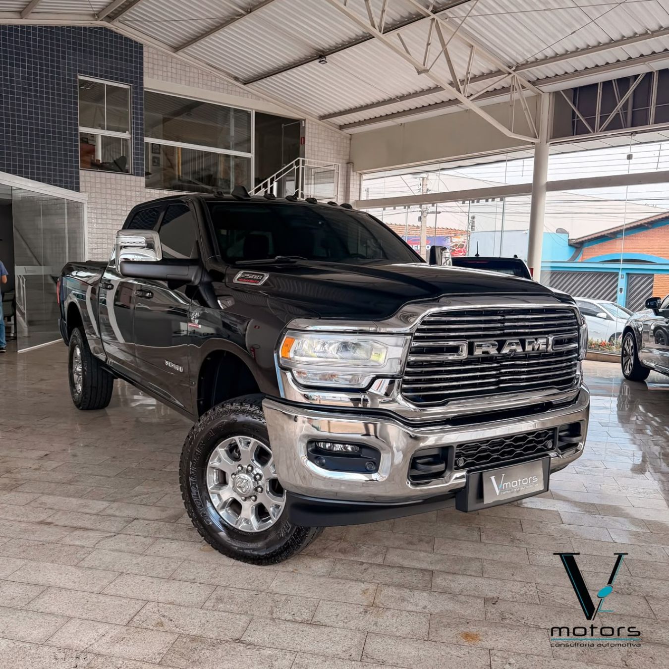 RAM 2500 Laramie 6.7 2023 - Foto 1