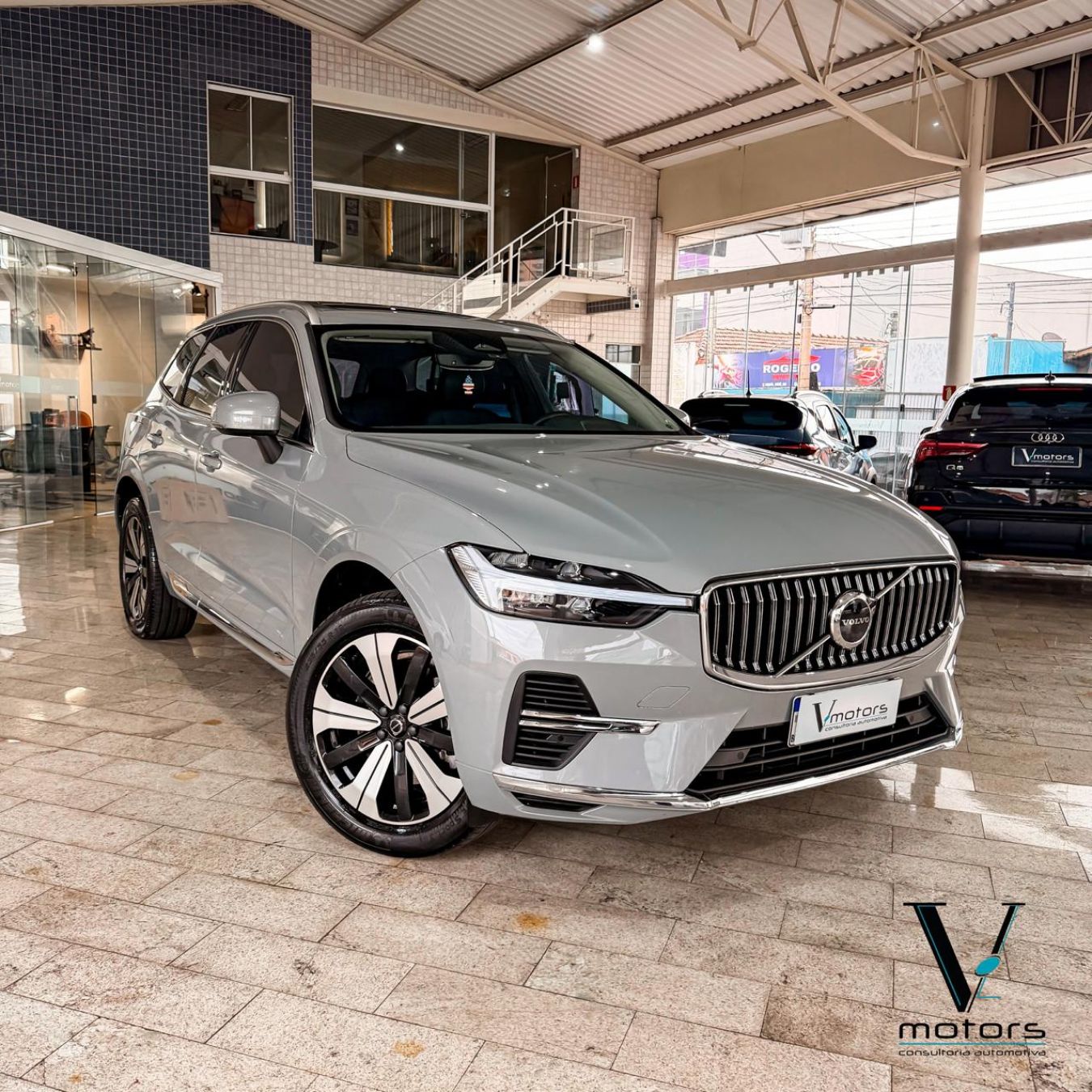 Volvo XC 60 Plus T8 2.0 2024 - Foto 1