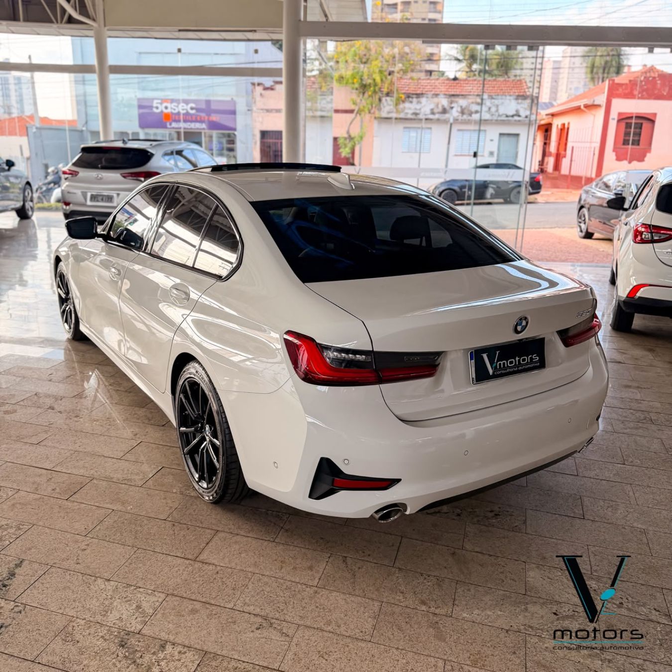 BMW 320i Sport GP 2.0 2020 - Foto 2