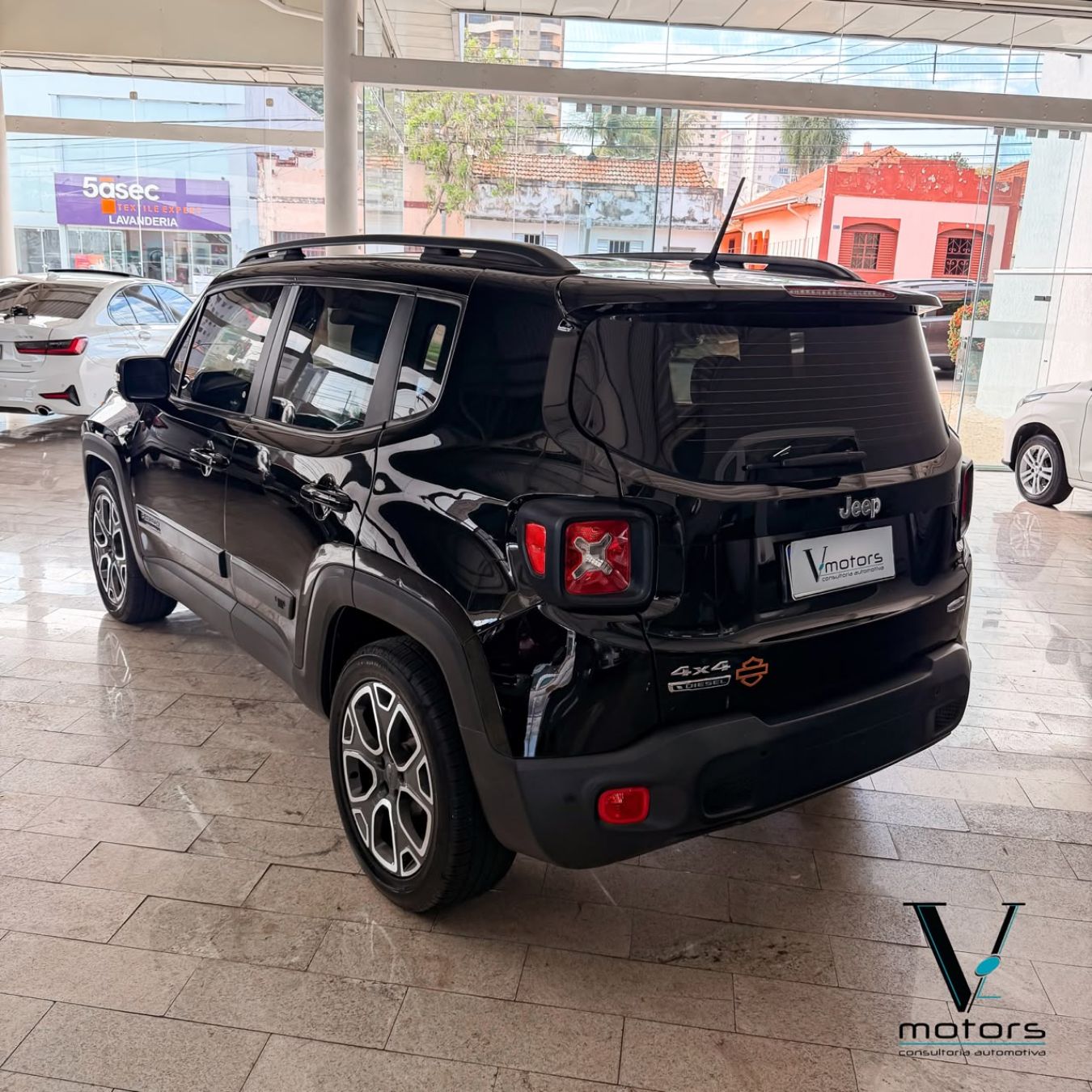Jeep Renegade Longitude 2.0 4X4  2016 - Foto 2