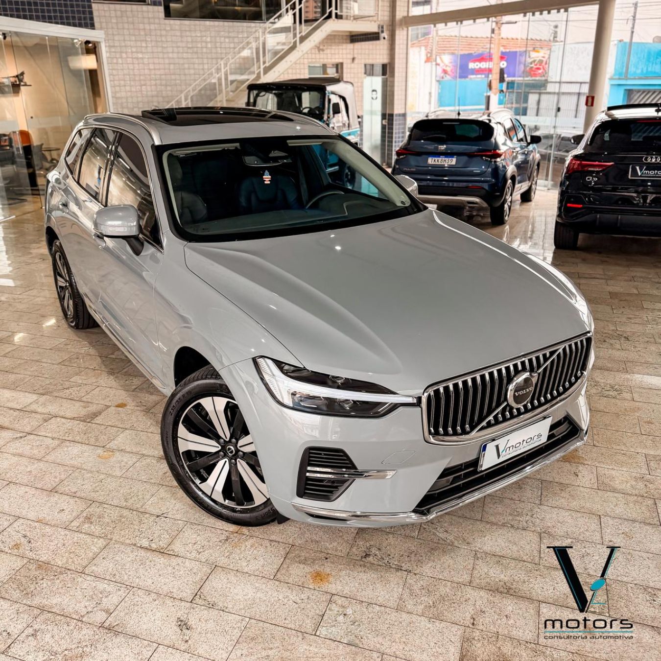 Volvo XC 60 Plus T8 2.0 2024 - Foto 3